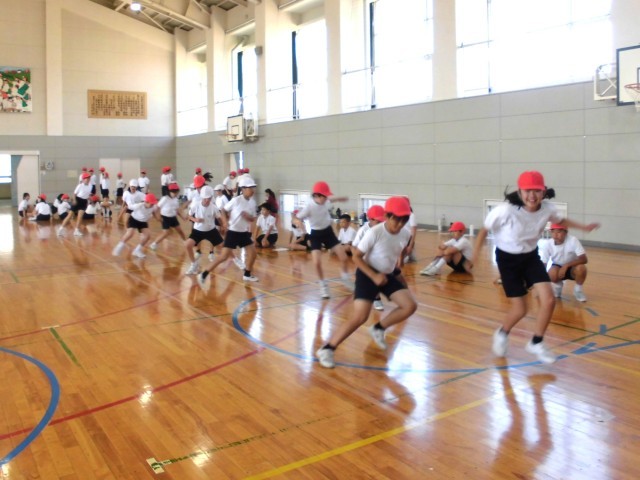 金沢市立中村町小学校 | 学校日記 | 体力テスト 2026.6.15