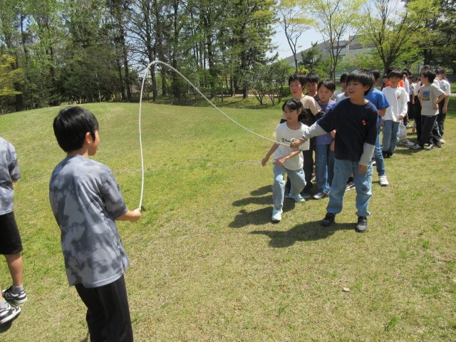 大なわ　８の字