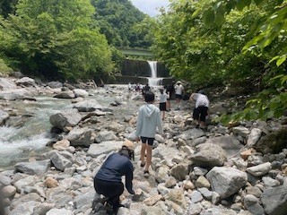 川遊び１
