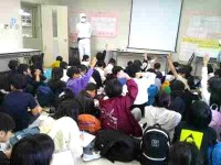 ３年生ミニ遠足（森八工場見学）