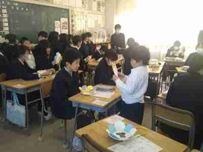 ６年生を送る会プレゼントわたし②